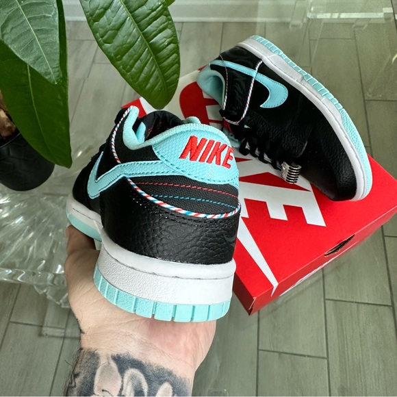 NEW NIKE DUNK LOW BLACK BLUE - Picture 3 of 4